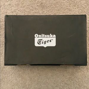 NEW Onitsuka tiger shoes